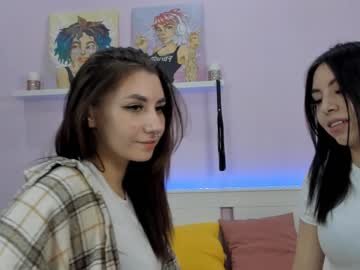 couple Free Sex Cam Chat with emilycarton