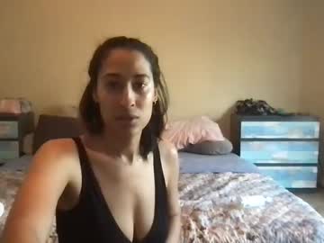 couple Free Sex Cam Chat with 1champagnemami