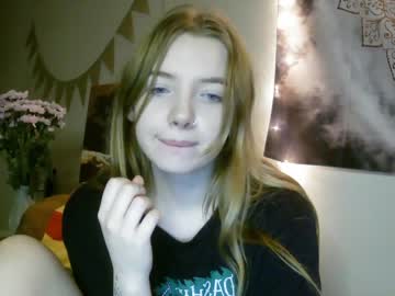 girl Free Sex Cam Chat with lillygoodgirll