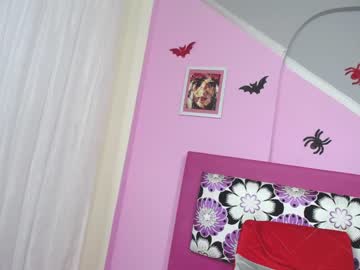 girl
        naomy_queen1 cam image #123581