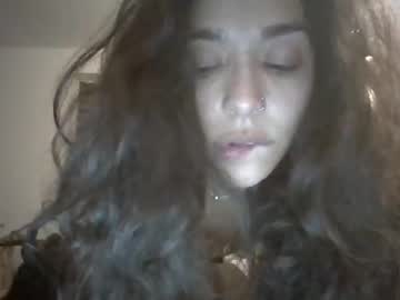 girl
        toffifeeication cam image #66633