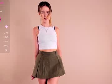 girl
        steph_johnson cam image #116874