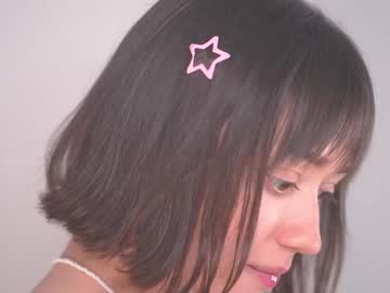 girl
        starlizzy cam image #241917