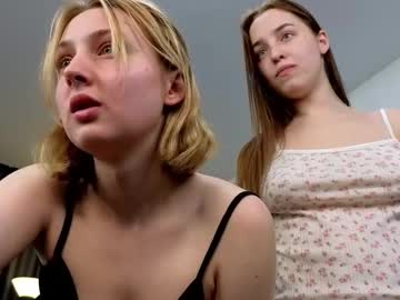couple Free Sex Cam Chat with sweetestsunshine_