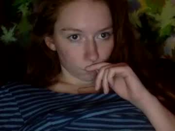 girl
        robinblackly cam image #38165