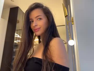 girl
        sunnyluxe_ cam image #213959