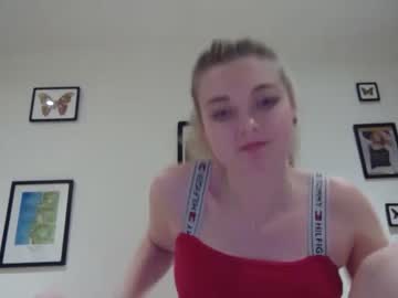 girl
        redroseldn cam image #61400