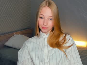 girl
        esmefare cam image #166540