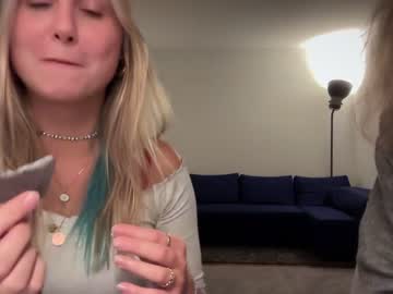 girl
        lillybambus cam image #121752