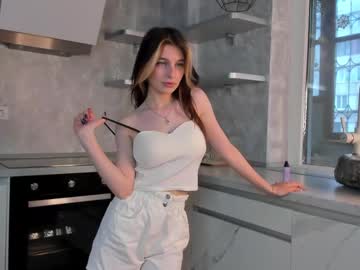 girl
        joangeer cam image #173644