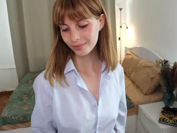 girl
        cute_mutella cam image #105907