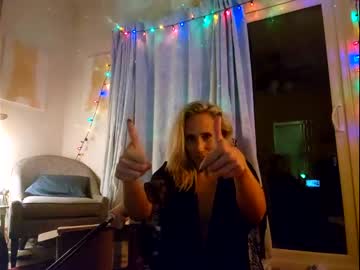girl
        ariesangel_85 cam image #20395
