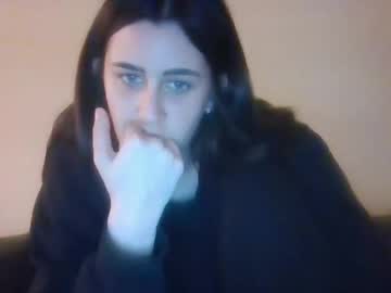 girl
        tillkoney cam image #217949