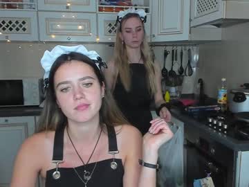 couple
        dirtypub cam image #49227