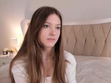 girl
        ohwherearemymanners cam image #162116