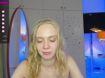 girl
        sfanning cam image #82200