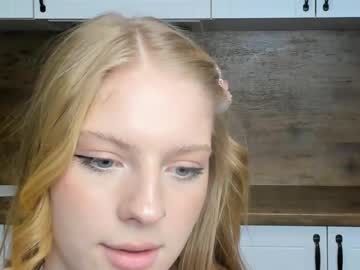 girl
        artamonova cam image #215958