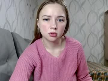 girl
        frayderr cam image #74942