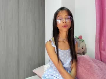 girl Free Sex Cam Chat with littlemoon18