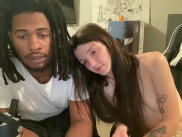 couple
        gamohuncho cam image #170677