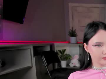 girl
        auroraa_lee cam image #186701