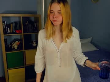 girl
        mistressofpleasuree cam image #88455