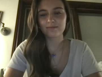 girl
        emma_walkerx cam image #137642