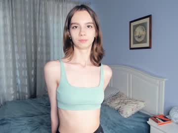 girl
        happiness_call cam image #70337