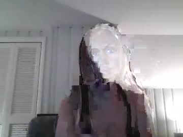girl
        salaciouslysnow cam image #171350