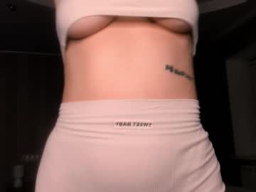 girl
        laura_ponter cam image #206296