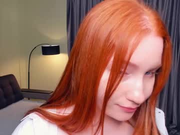 girl
        ginger_twinkle cam image #260449