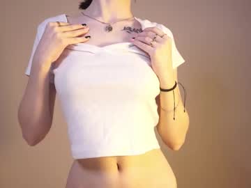 girl
        krystal_boyd cam image #255008