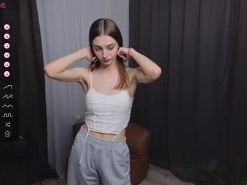 girl
        odetteally cam image #172279