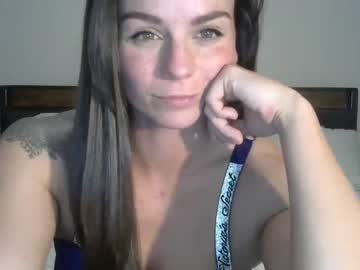 girl
        foxyelle24 cam image #83927