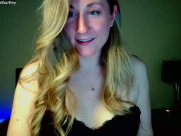 girl
        brihartley cam image #59733