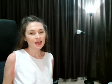 girl
        amy__10 cam image #95903