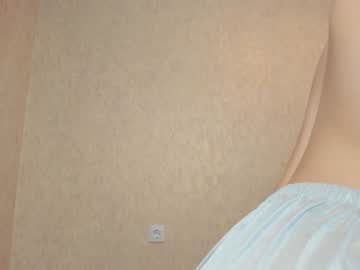 girl
        krisdimond cam image #55090