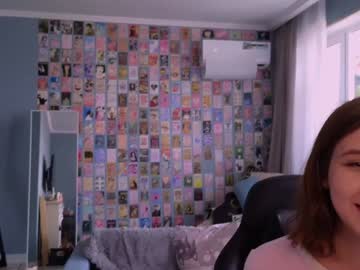girl
        vanessabayer cam image #177291
