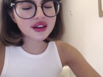 girl
        playnofuckinggames cam image #23124