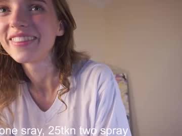 girl
        monaelin cam image #187384