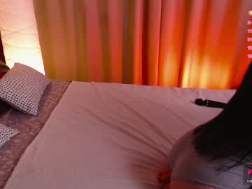 girl
        eliza_benet cam image #207790