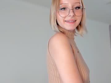 girl
        portiagibbard cam image #171456