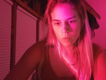 couple Free Sex Cam Chat with snowbunnyass