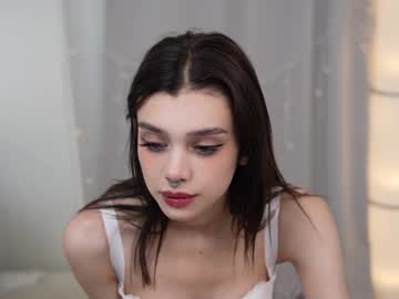 girl
        karina_amiri cam image #187272