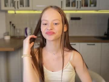 girl Free Sex Cam Chat with tweety_sweetie