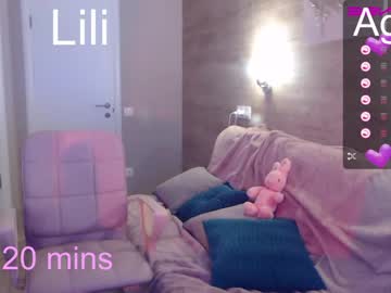 girl
        lilian_bell cam image #47746