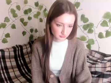 girl
        leannasweets cam image #135633