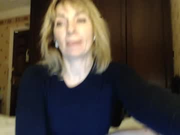 girl
        mallinia cam image #17946