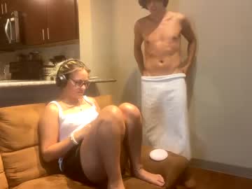 couple
        jacksoftboy cam image #101838