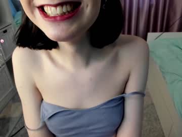girl Free Sex Cam Chat with elwinefieldhouse